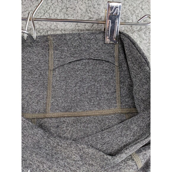 Athleta Salutation Women's size Medium Gray Capri Yoga Crop Leggings - Picture 5 of 8